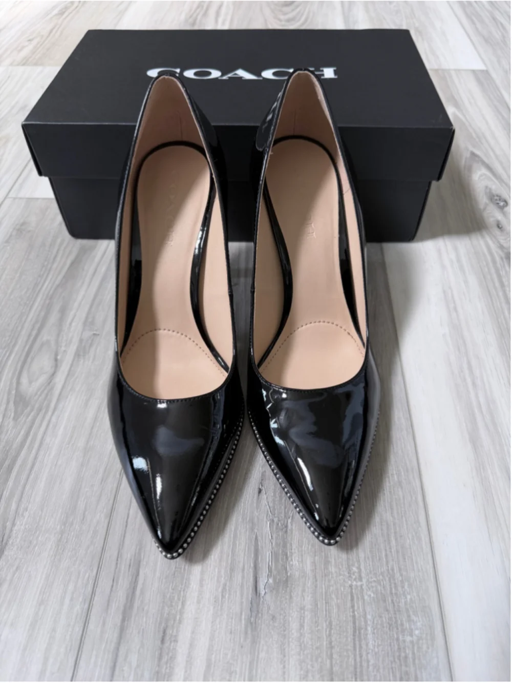Coach Samantha Patent Leather Pumps Black Pointed Toe Studded Heels 9.5B NIB